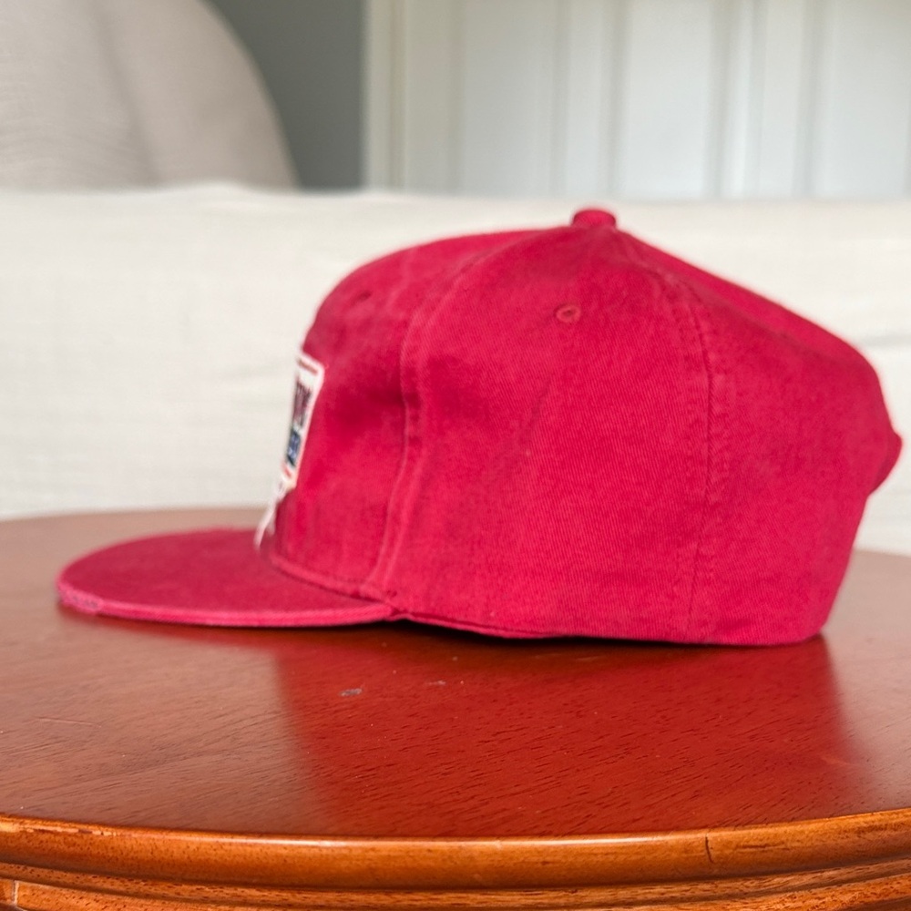 “Forrest Gump” Bubba Gump Shrimp Co. Red Logo Baseball Cap - Picture 4 of 6